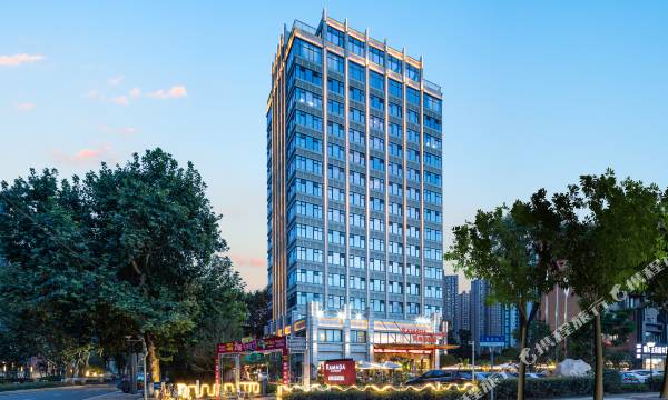 Ramada Qingshan Hotel