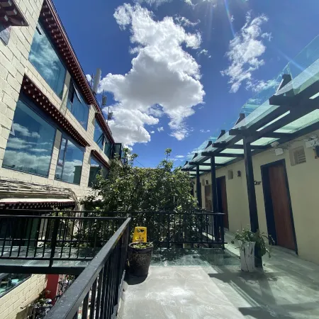 Lasa Guilai boutique Homestay