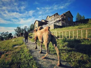 Trip.com Group Country Retreats (Xinjiang Kanas Yundingge Joint Resort）