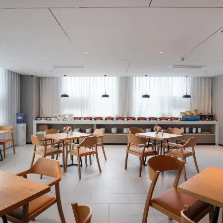 GRACE SELECT HOTEL(Nanchang West Railway Station)