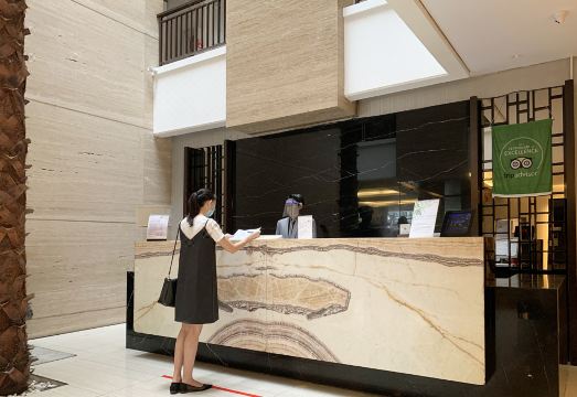 라수나 아이콘 호텔