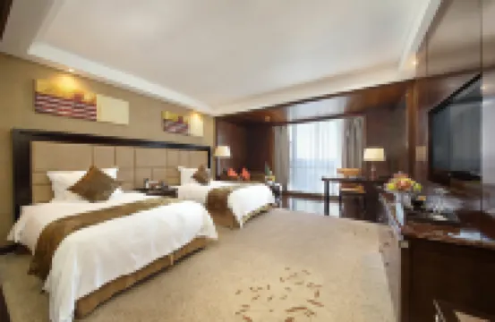 Home Fond Hotel (Nanshan) Hotels near Lilin Park