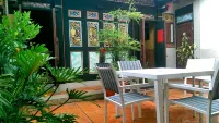 Piano Piano Hostel