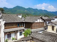 Wa Ju Inn Hotels near Cheng Kan