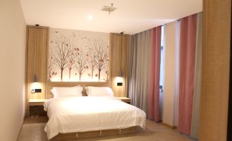 Meicheng Light Luxury Hotel (Xi'an Northwest University of Technology Chang'an Campus)