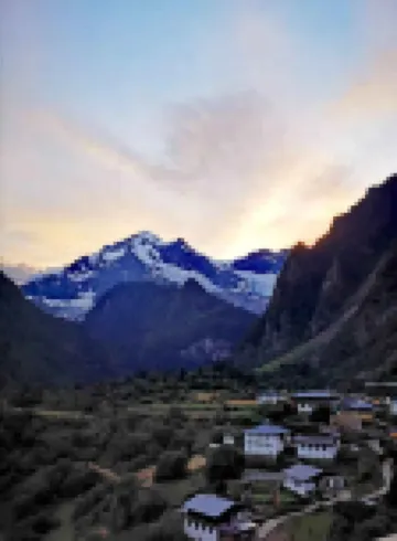 德欽雨崩遠方的家民宿 鄰近冰湖的酒店