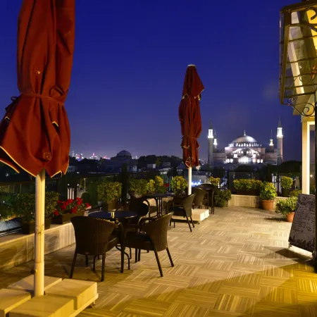 Agora Life Hotel - Special Class Отели рядом с достопримечательностью «Святая София»