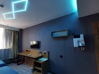 EAKA365 Chain Hotel VS E-sports Hotel (Xingtai Haonanguan Qingfeng Tower) - 2-Star