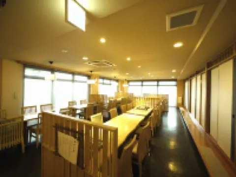 露櫻GRANTIA冰見和蔵之宿 冰見市酒店