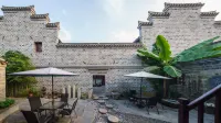 Floral Hotel · Jingu Spring Hotel (Wuhu Xihe Ancient Town Store) Hotels in Wuhu