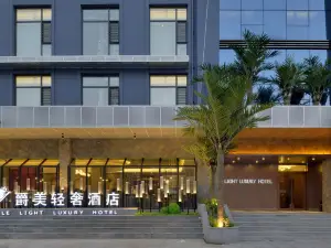 Noble Light Luxury Hotel