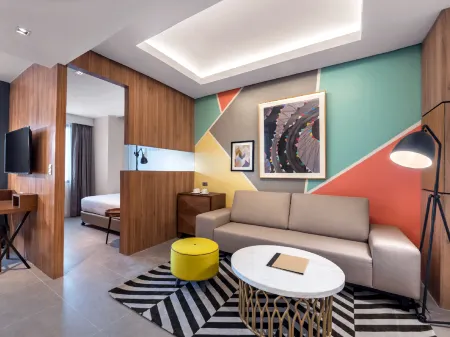 Summit Galleria Cebu Отели рядом с достопримечательностью «Университет Висейас, Экспандед Тершиари Эдьюкейшен Экиваленси энд Аккредитейшен Програм»