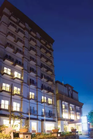 Aston Manado Hotel Отели в г. Манадо