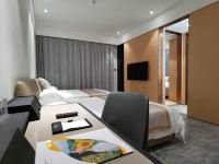斯莱芭国际酒店公寓 - 北欧豪华三床套房