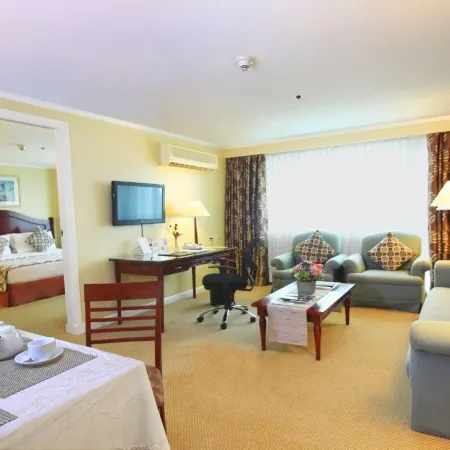 Oxford Suites Makati