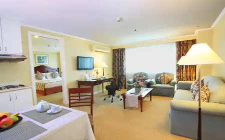 Oxford Suites Makati