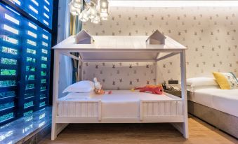 Linxi Hotel