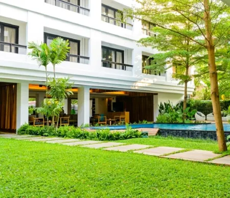 Uma Residence