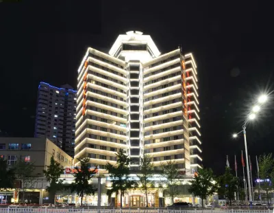 The Center Hotel Các khách sạn ở Khu trung tâm thành phố
