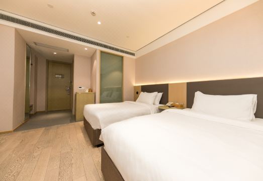 3. JI 호텔 상하..