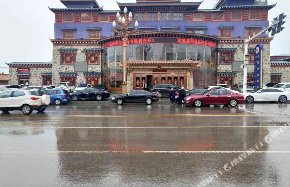 瑪曲卓格嶺地酒店