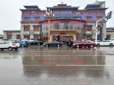 Zhuoge Lingdi Hotel