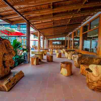 Mandalay Lodge Hotel Hotel Exterior