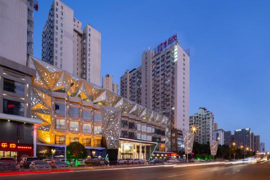 莫林酒店(长沙万家丽广场高桥地铁站店)