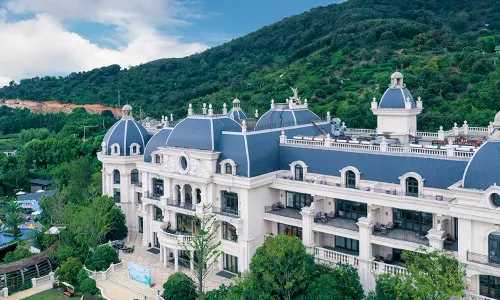 Rsun the Lakefort Hotel