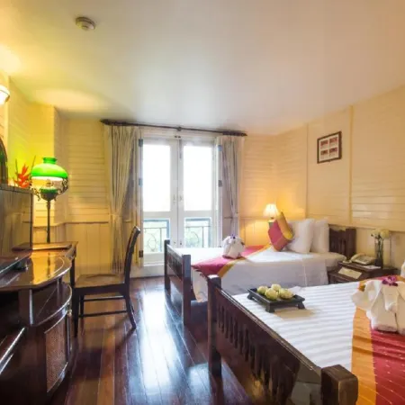 Buddy Lodge, Khaosan Road Отели рядом с достопримечательностью «Школа Сатривитайя»