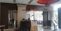 Crown Garden Hotel - breakfast