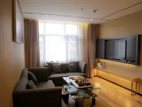 Huaqiao Plaza Hotels in Jiaoling