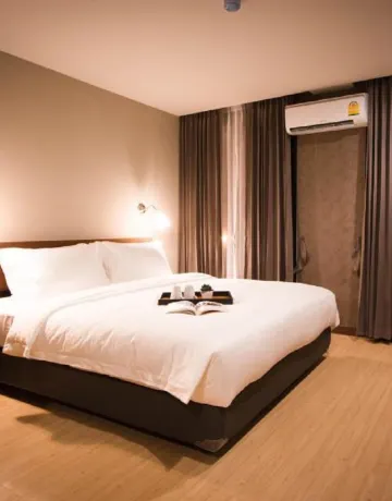 ห้องดีลักซ์ เตียงใหญ่ 1 เตียง