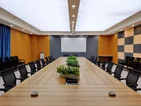 Qinyuan Zhixuan Hot Spring Hotel Hotels in Sanyuan