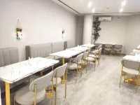 Home Ease Hotel (Longhua Xingzhou Plaza Store)