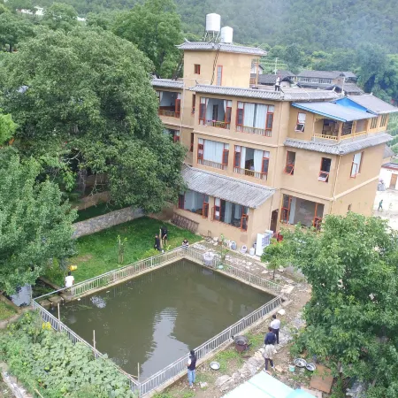 Weisihada Jingchen Manor