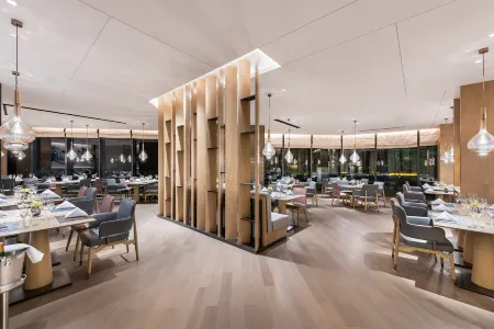 Grand Mercure Shanghai Lingang Отели рядом с достопримечательностью «Shanghai Technical Institute of Electronics & Information»