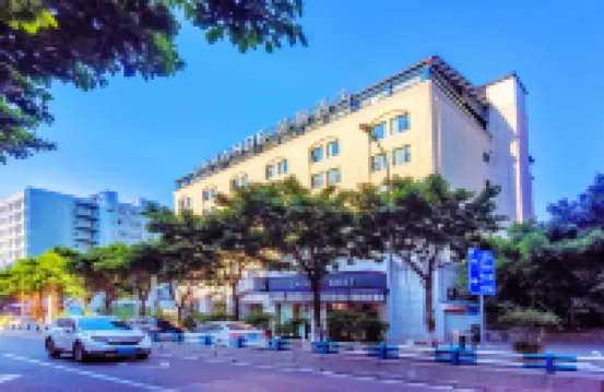 麗楓飯店（重慶大渡口步行街新山村地鐵站店） 伏牛溪附近的飯店