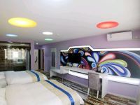 拉丁主题酒店(桂林北站店) - 特色双床房