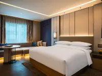 Renaissance Shenzhen Luohu Hotel Ξενοδοχεία στην πόλη Σεντσέν