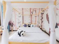 雅安碧峰人家熊猫客栈 - 熊猫中式大床房