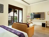 The Evitel Resort Ubud Hotels near Mozaic Restaurant