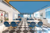 Jingyue Elegant Hotel Hotel di Zhen'an County