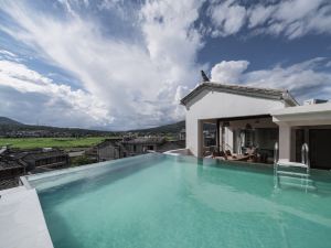 Tengchong Yashang · Evening Cloud Return Swimming Pool Hot Spring Hotel