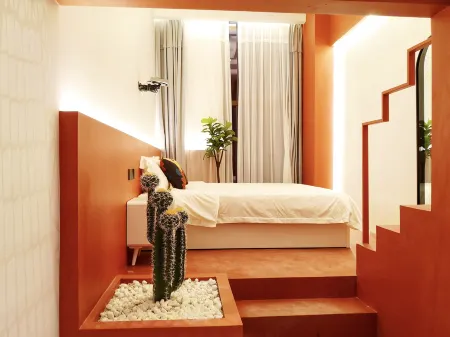 Simple House Design Hotel