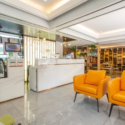 Yichishanshui · Jiuhua Street Benyuan Boutique Homestay (Jiuhua Mountain On Jiuhua Street) Hotels near Baisui Palace