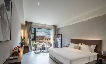 Grandlife Hot Spring Hotel
