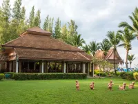 Lanta Casuarina Beach Resort Các khách sạn gần Thung Yee Pheng Mangrove Forest