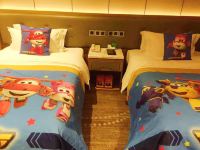广州万泓国际酒店 - 亲子双床房