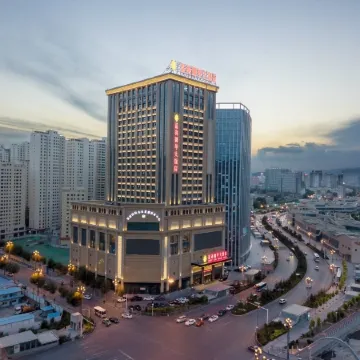 LUXURY BLUE HORIZON Grand Hotel (Xining High-Speed Railway Station)